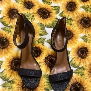 Style & Co. Black and Tan Heels